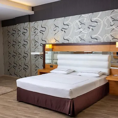 Hotel Anemon Grand Adana