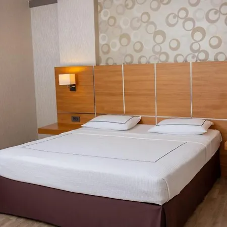 Hotel Anemon Grand Adana