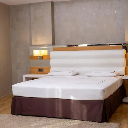 Anemon Grand Hotel 5*