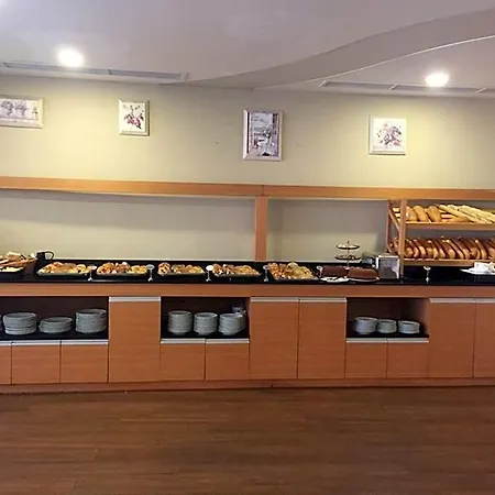 Hotel Anemon Grand