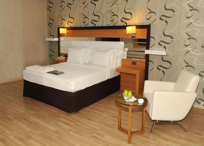 Anemon Grand Hotel 5*