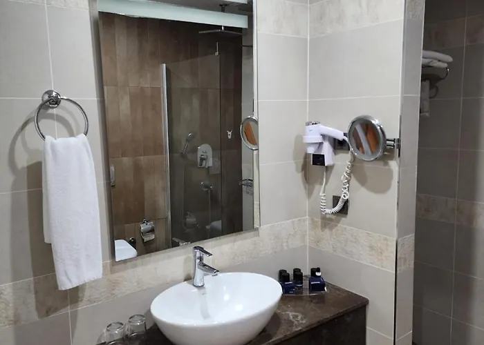 Anemon Grand 5* Adana