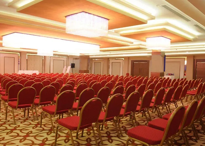 Anemon Grand Hotel 5*